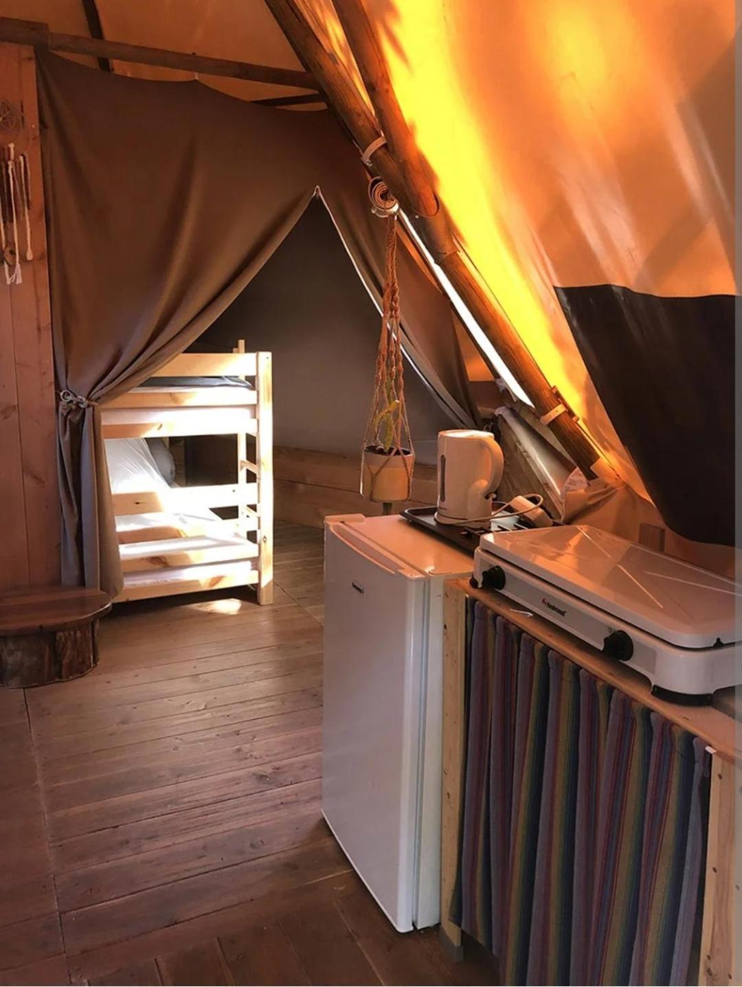 Camping Le Bois De Pins Salses-le-Château Exterior foto