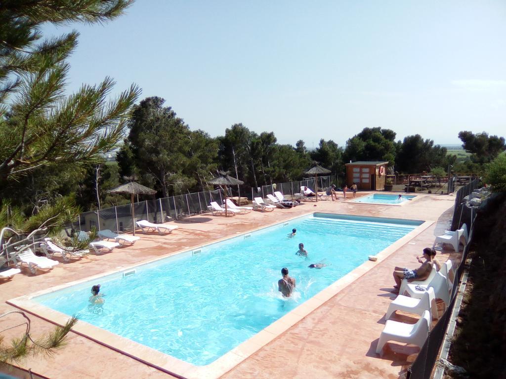 Camping Le Bois De Pins Salses-le-Château Exterior foto