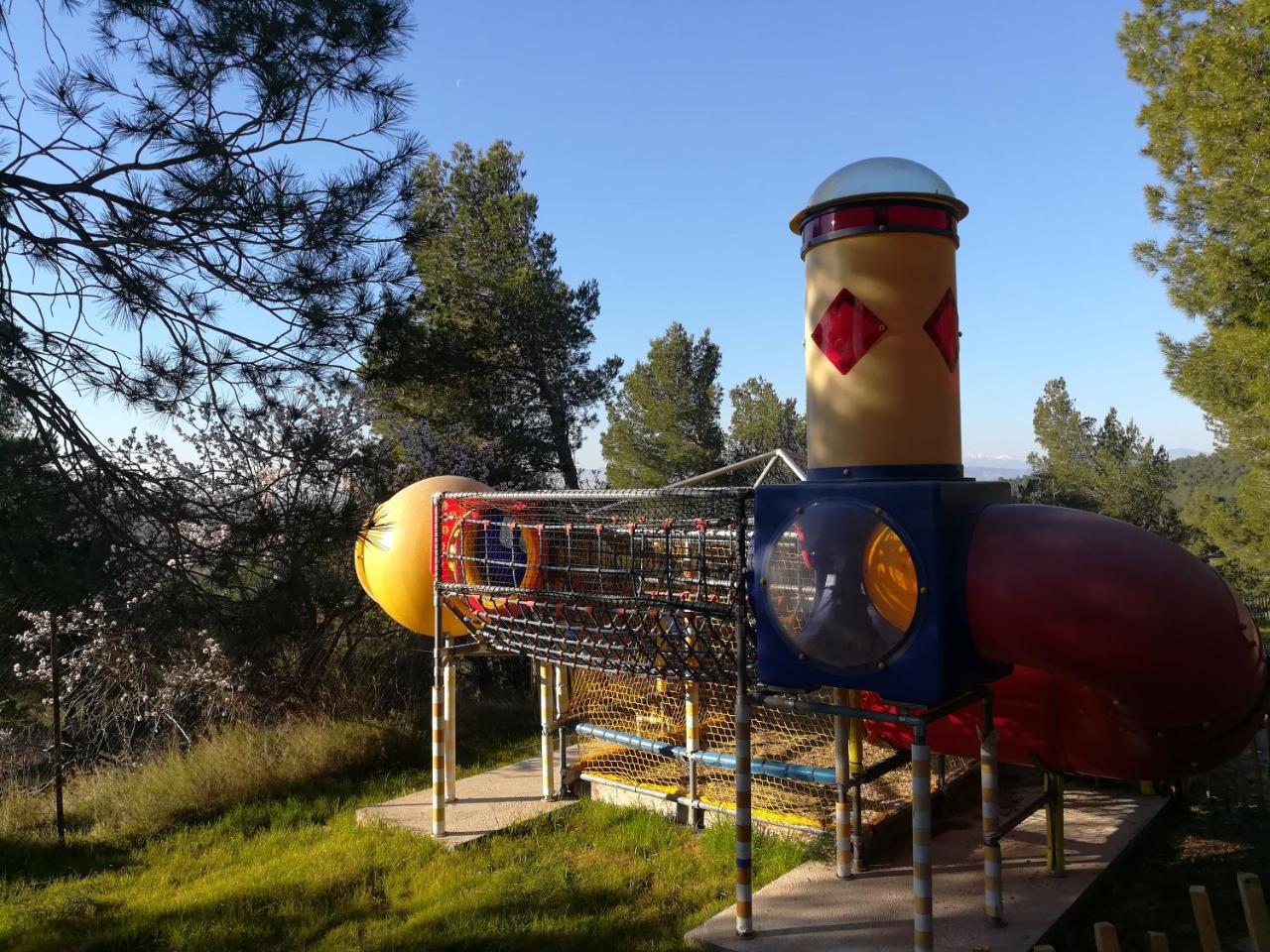 Camping Le Bois De Pins Salses-le-Château Exterior foto